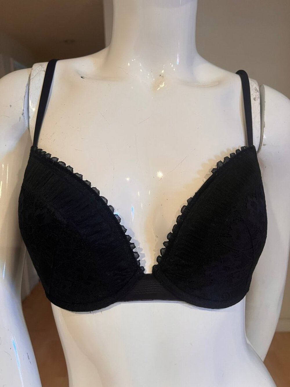 NEW LA PERLA STUDIO BLACK BRA SIZE 34 D
